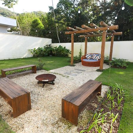Estaleiro Com Charme - Ar, Churras E Pet Friendly Balneário Camboriú Exterior foto