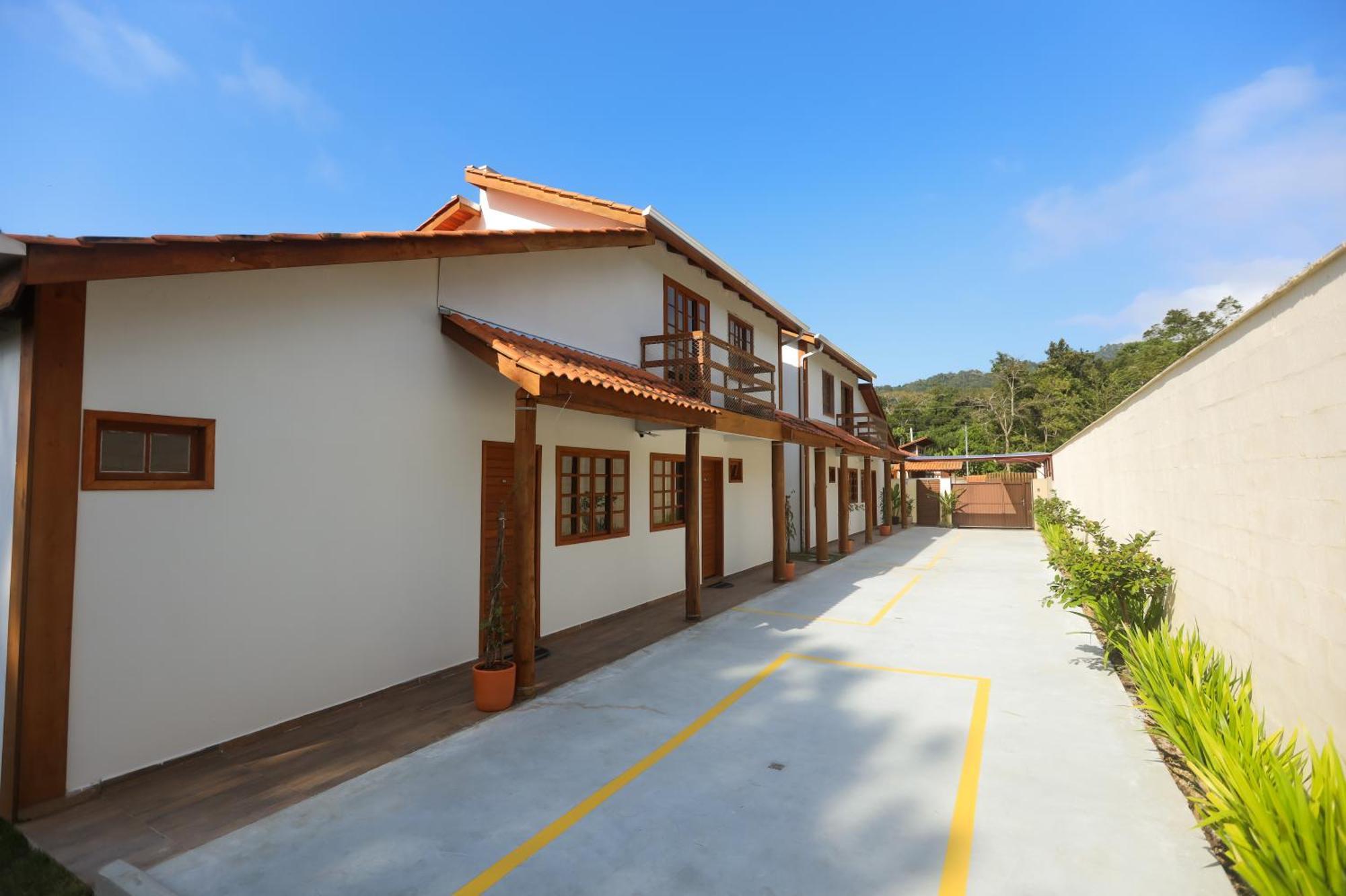 Estaleiro Com Charme - Ar, Churras E Pet Friendly Balneário Camboriú Exterior foto